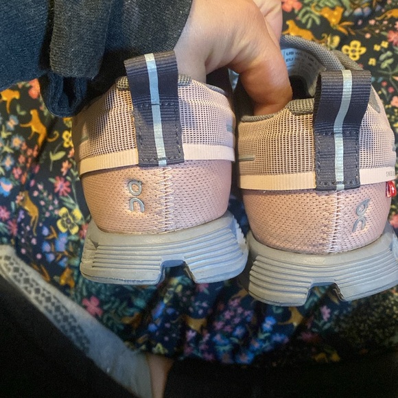 On Running Women's Sneakers - Pink and Gray - Picture 13 of 14